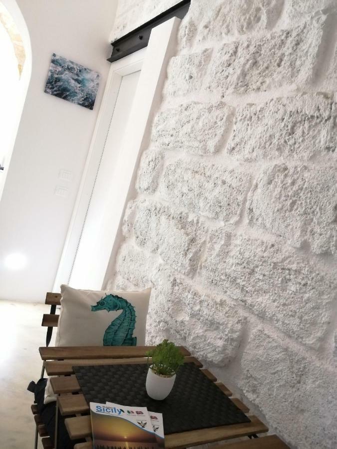 B&B Sea Salt Terrasini Eksteriør billede